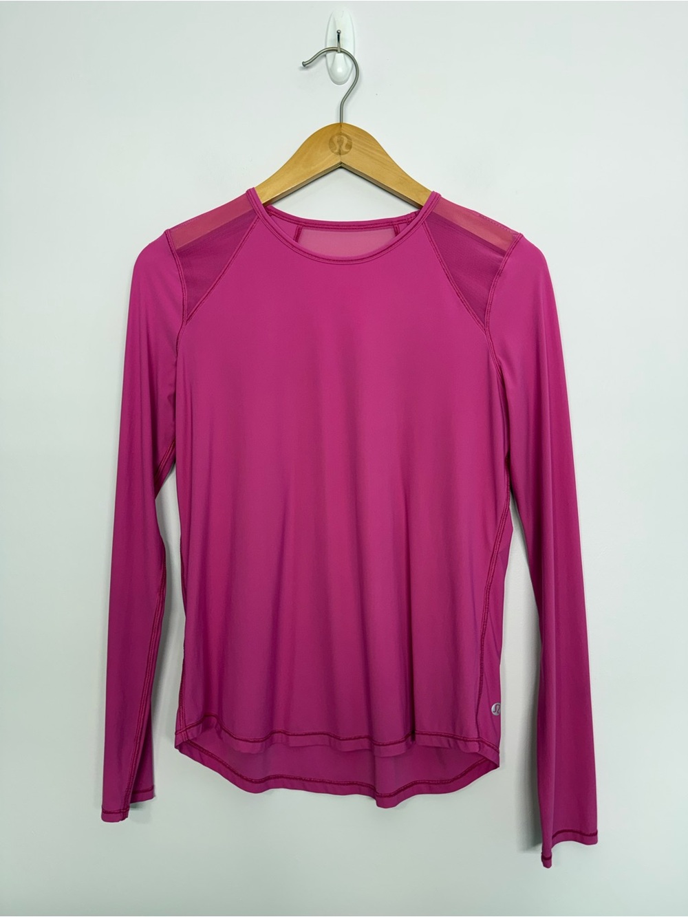 Lululemon Sculpt Long Sleeve Sonic Pink Size 4? PTP 17.5”